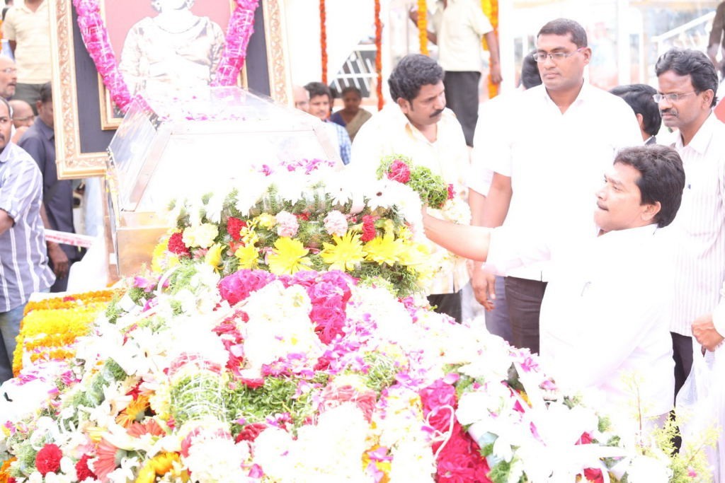 ANR Condolences Photos 04 - 212 / 280 photos