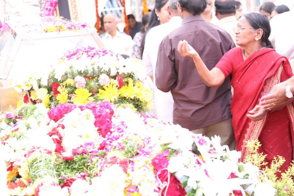ANR Condolences Photos 04 - 219 / 280 photos