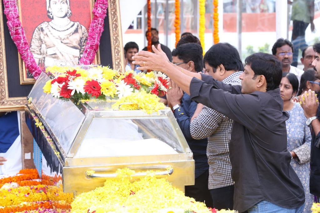 ANR Condolences Photos 04 - 229 / 280 photos