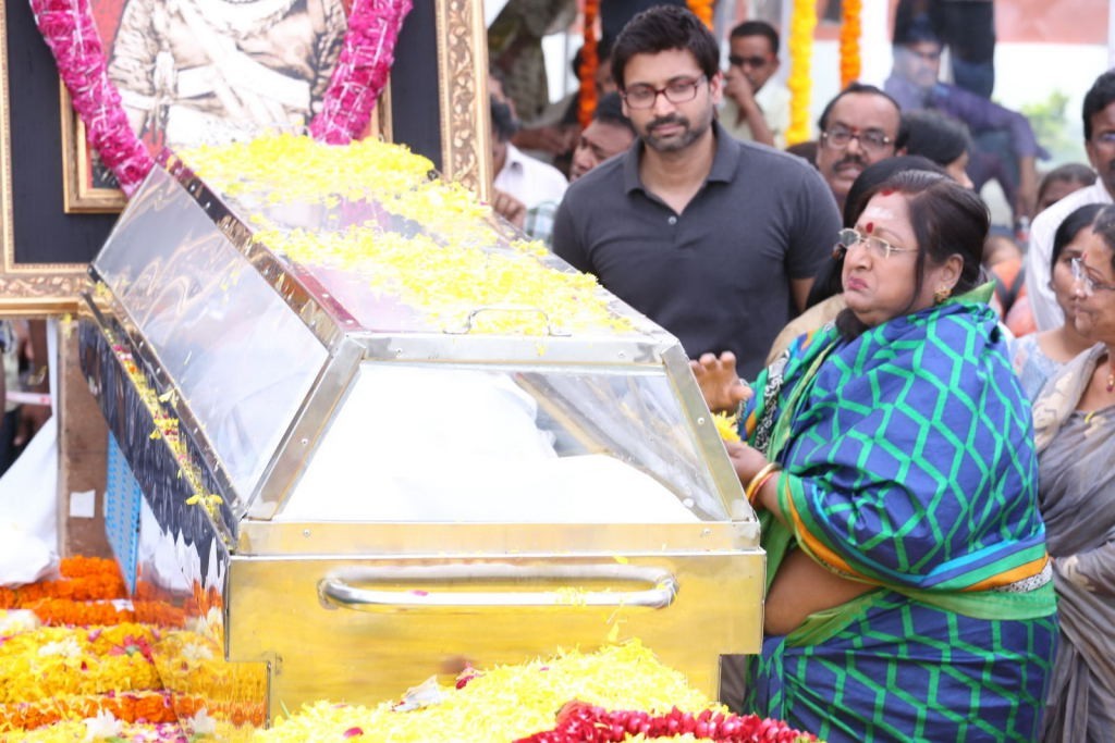 ANR Condolences Photos 04 - 257 / 280 photos