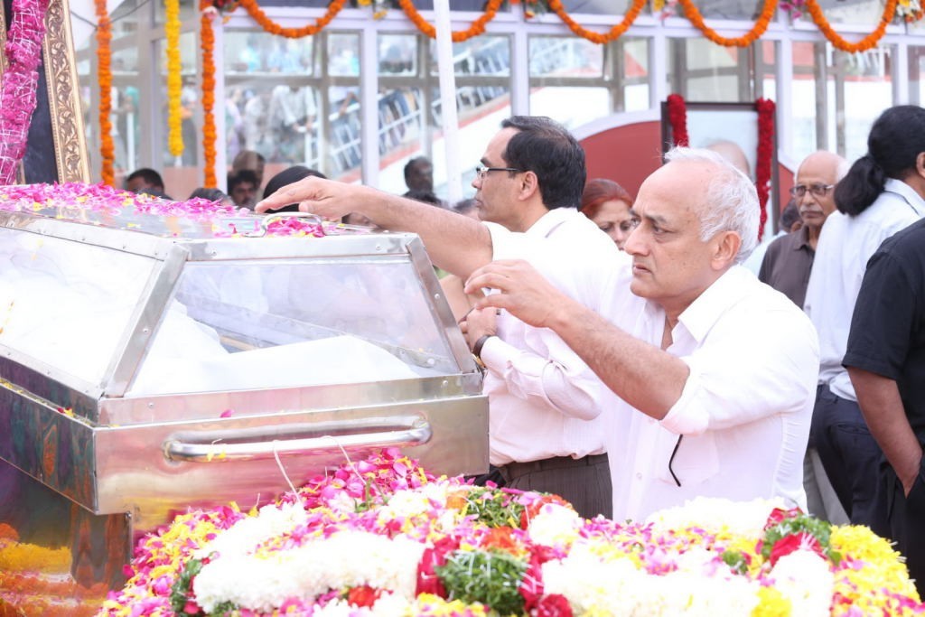 ANR Condolences Photos 04 - 267 / 280 photos