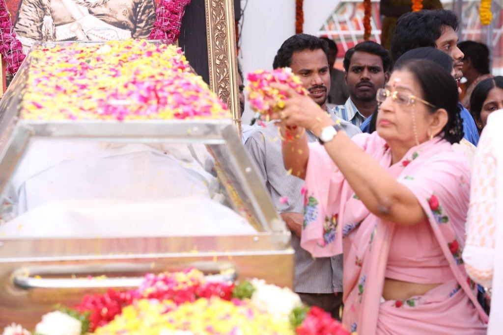 ANR Condolences Photos 05 - 52 / 138 photos