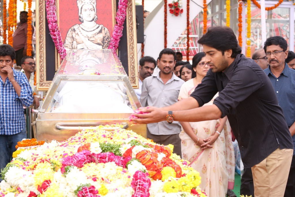 ANR Condolences Photos 05 - 56 / 138 photos