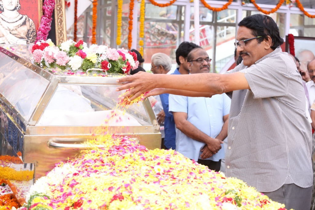 ANR Condolences Photos 05 - 59 / 138 photos