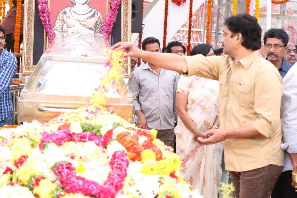 ANR Condolences Photos 05 - 85 / 138 photos