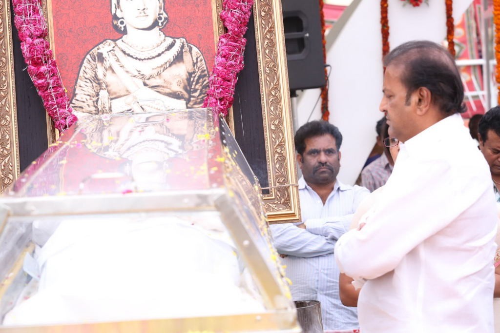 ANR Condolences Photos 05 - 87 / 138 photos
