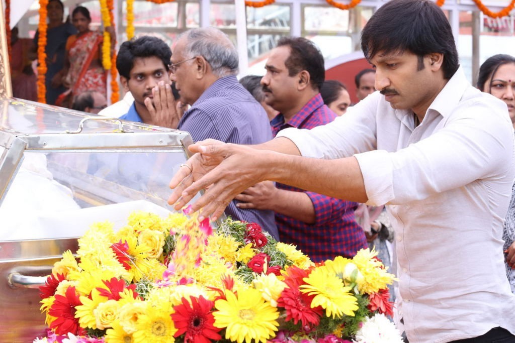 ANR Condolences Photos 05 - 116 / 138 photos