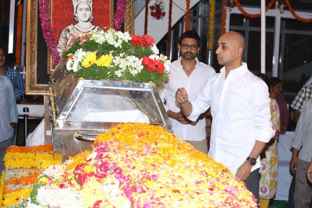 ANR Condolences Photos 06 - 113 / 194 photos
