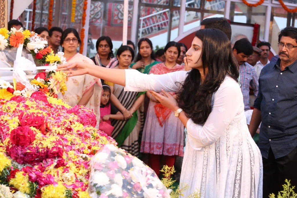 ANR Condolences Photos 06 - 133 / 194 photos