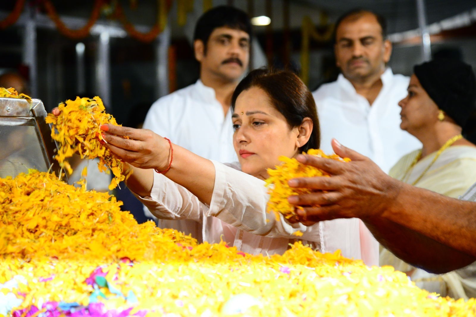 ANR Condolences Photos 08 - 40 / 190 photos