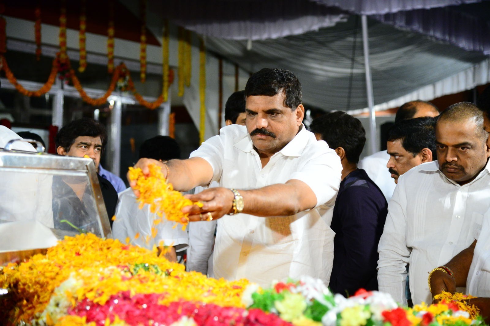 ANR Condolences Photos 08 - 93 / 190 photos