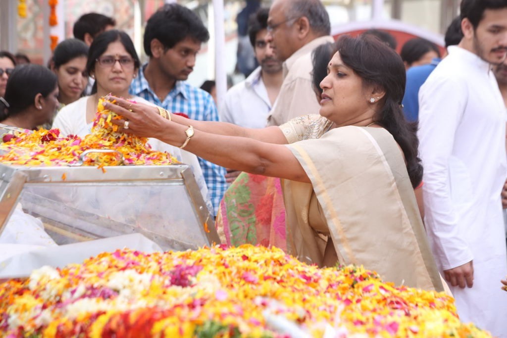 ANR Condolences Photos 09 - 45 / 440 photos