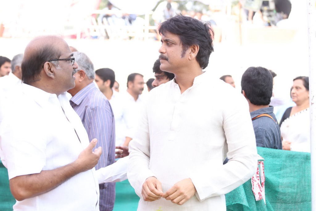 ANR Condolences Photos 09 - 71 / 440 photos