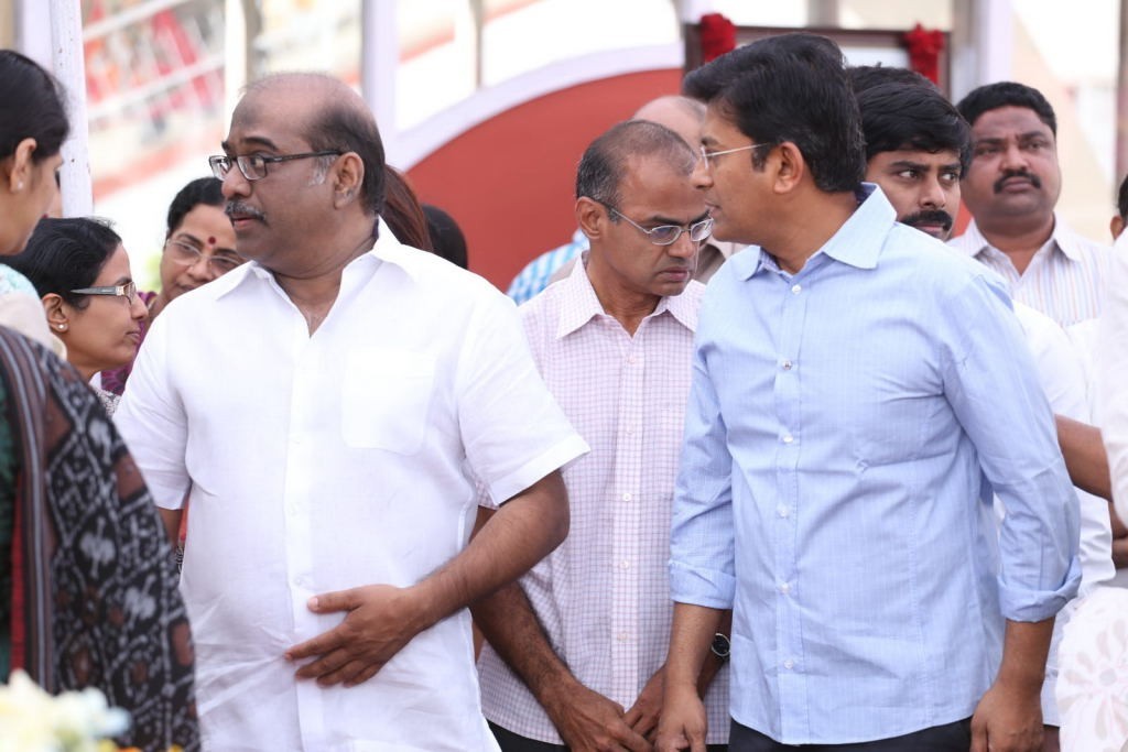 ANR Condolences Photos 09 - 125 / 440 photos