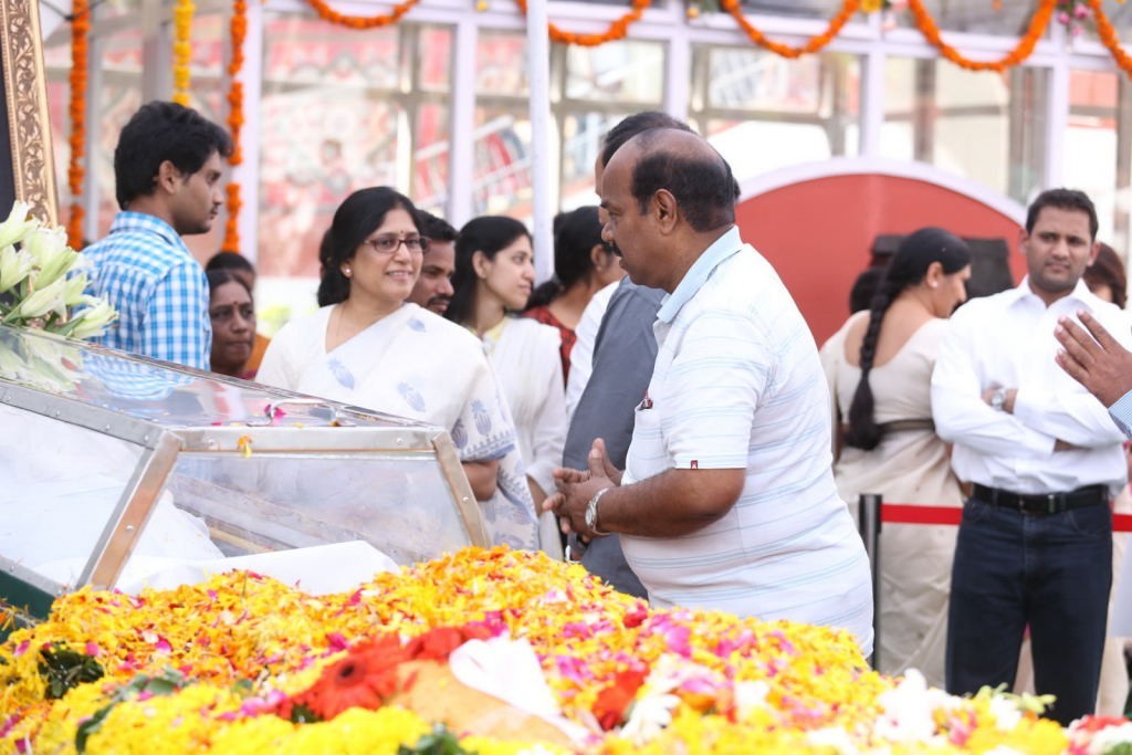 ANR Condolences Photos 09 - 135 / 440 photos