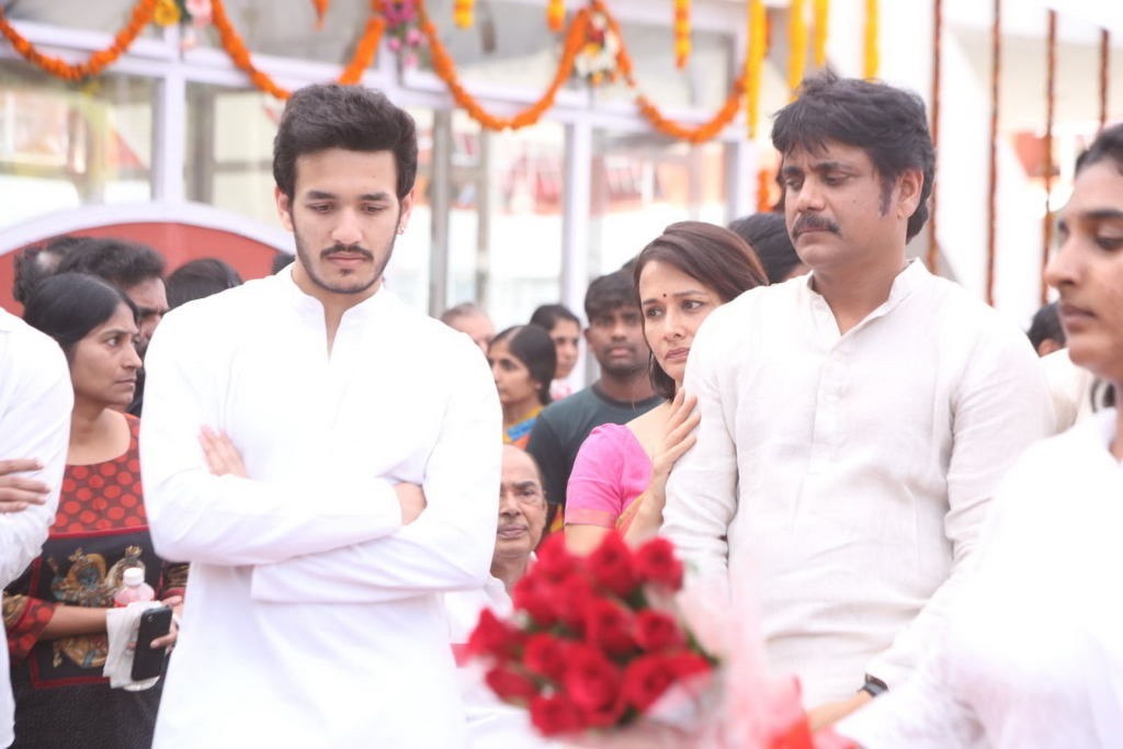 ANR Condolences Photos 09 - 141 / 440 photos