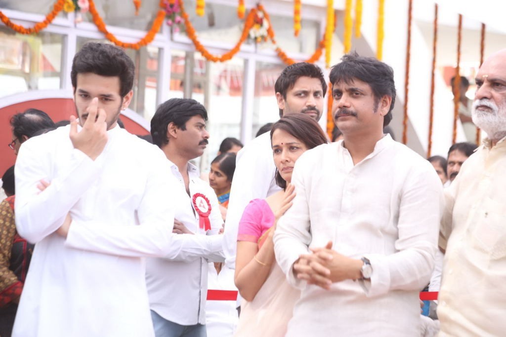 ANR Condolences Photos 09 - 149 / 440 photos