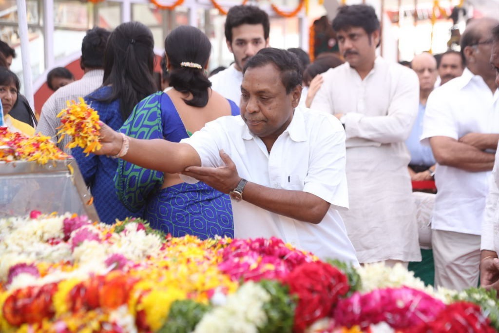 ANR Condolences Photos 09 - 152 / 440 photos