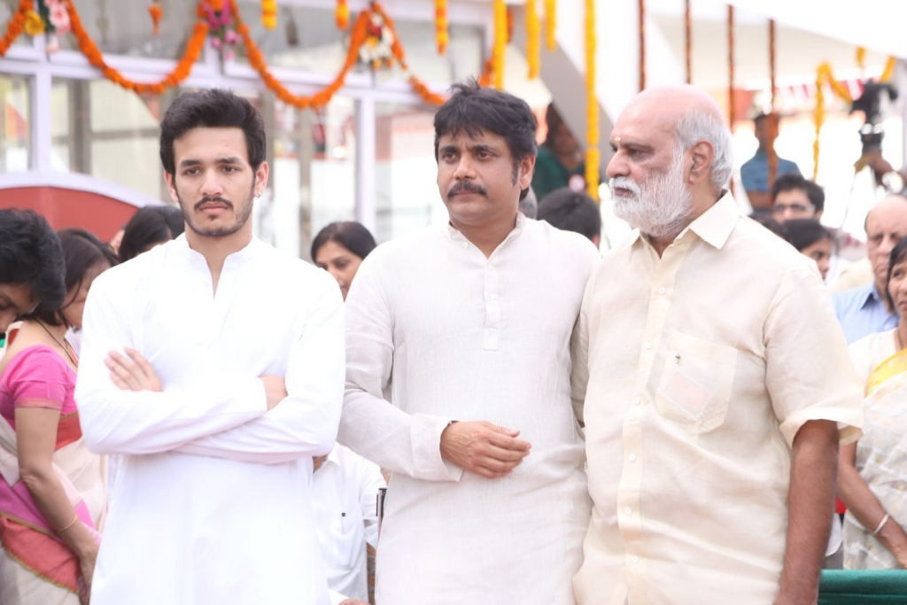 ANR Condolences Photos 09 - 153 / 440 photos