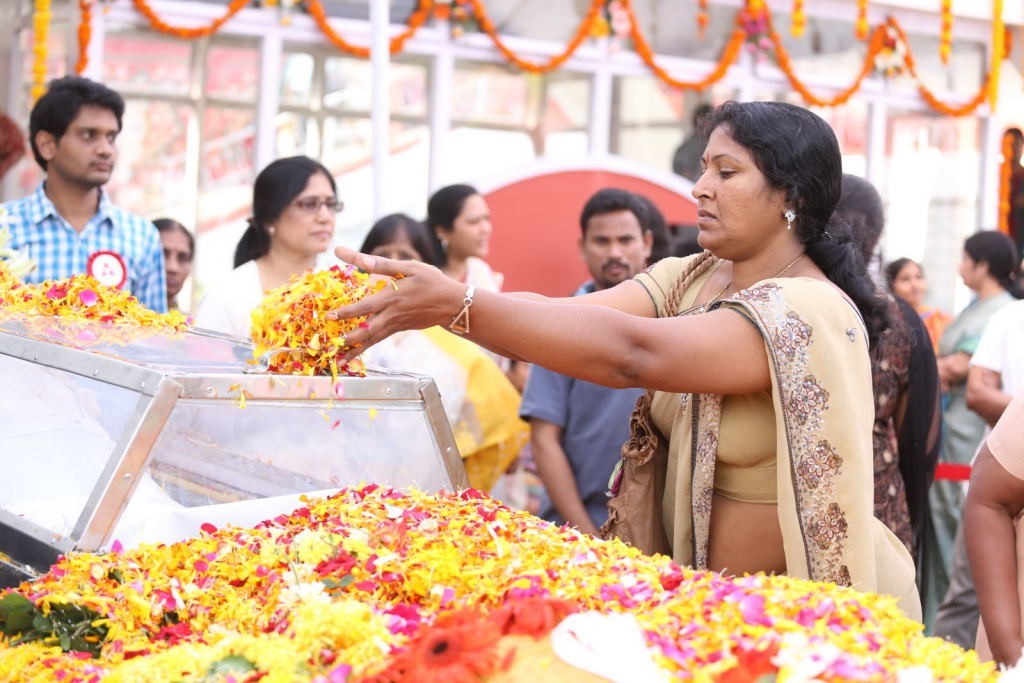 ANR Condolences Photos 09 - 157 / 440 photos