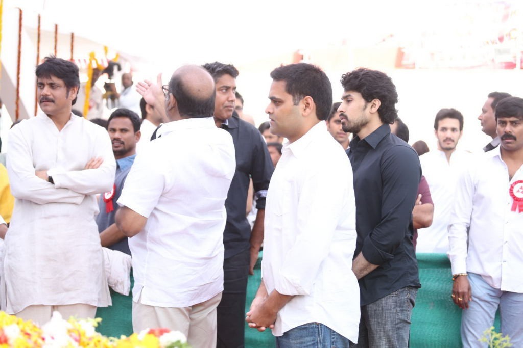 ANR Condolences Photos 09 - 205 / 440 photos