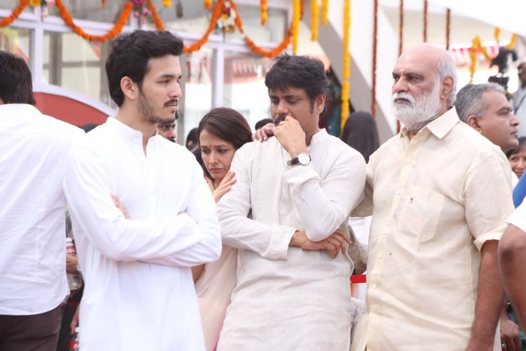 ANR Condolences Photos 09 - 276 / 440 photos