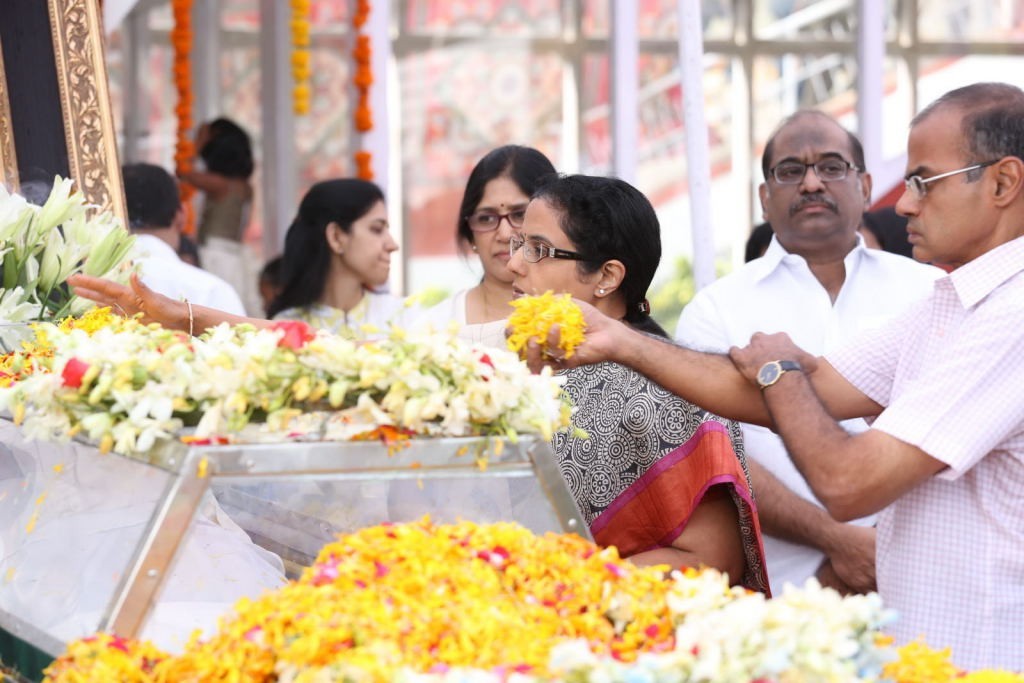 ANR Condolences Photos 09 - 278 / 440 photos