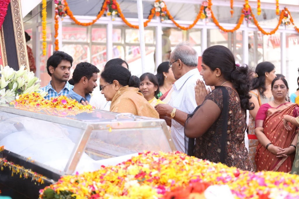 ANR Condolences Photos 09 - 358 / 440 photos