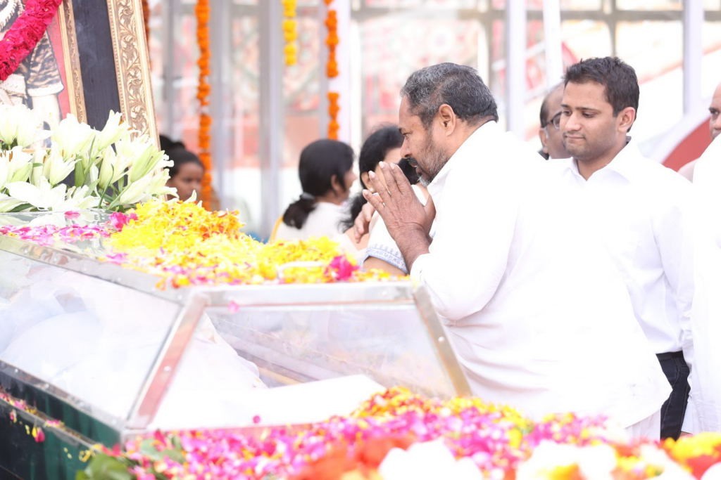 ANR Condolences Photos 09 - 363 / 440 photos