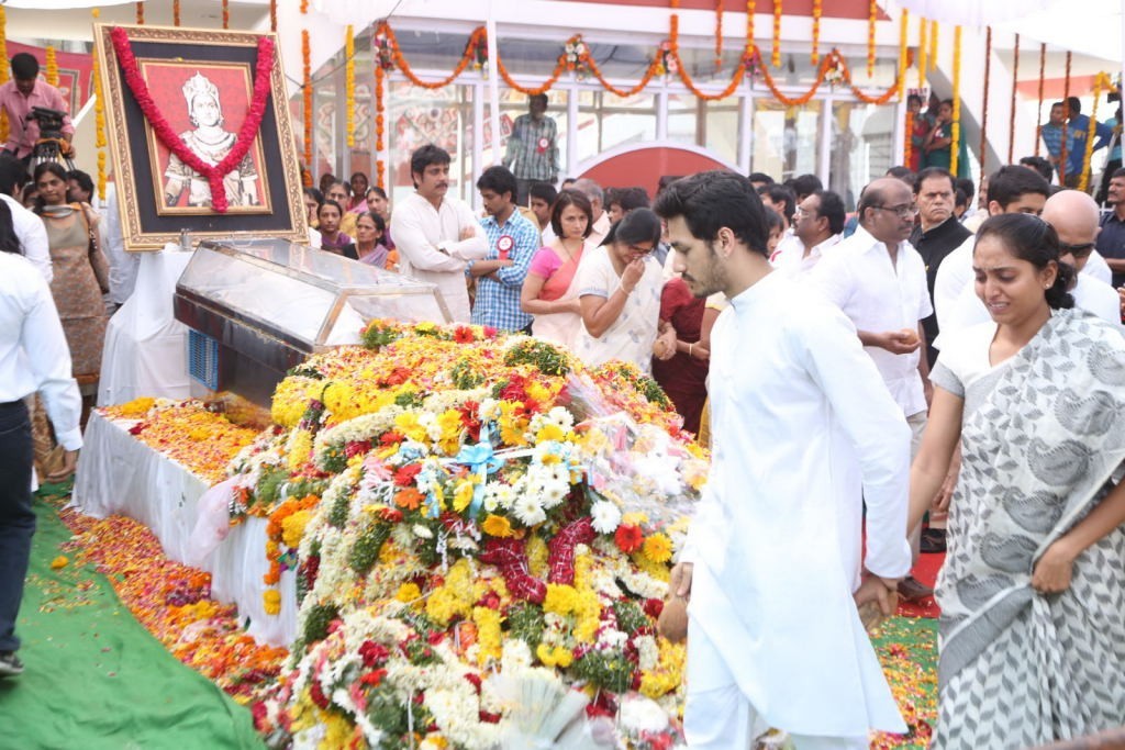 ANR Condolences Photos 09 - 431 / 440 photos