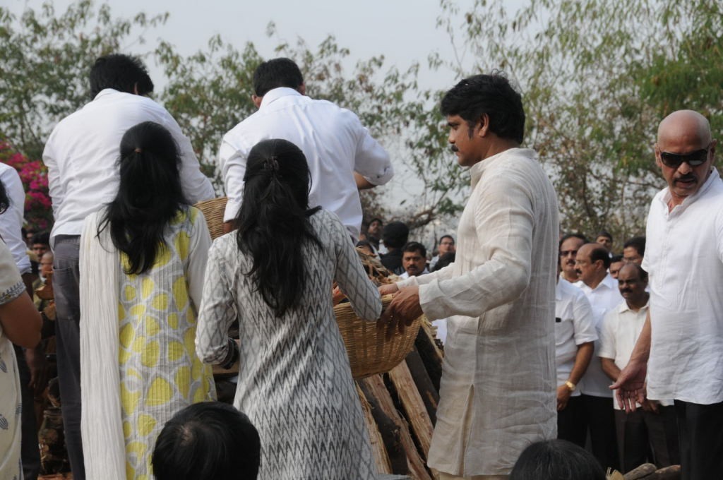 ANR Cremation Photos 02  - 44 / 192 photos