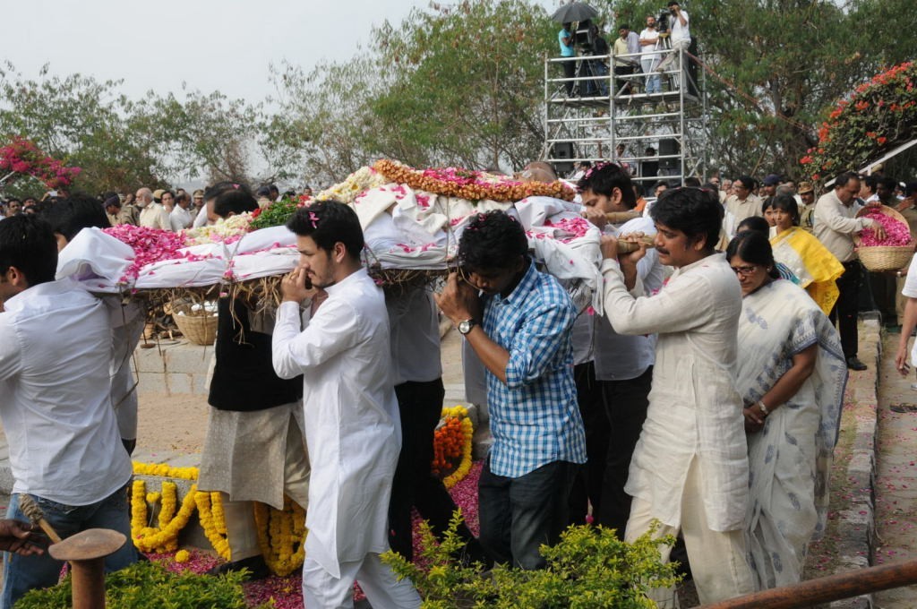 ANR Cremation Photos 02  - 51 / 192 photos