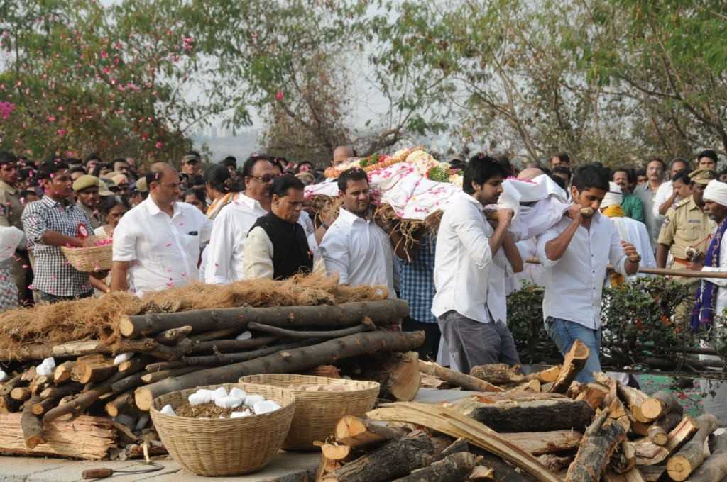 ANR Cremation Photos 02  - 114 / 192 photos