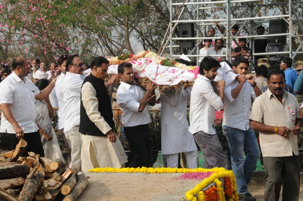 ANR Cremation Photos 02  - 116 / 192 photos