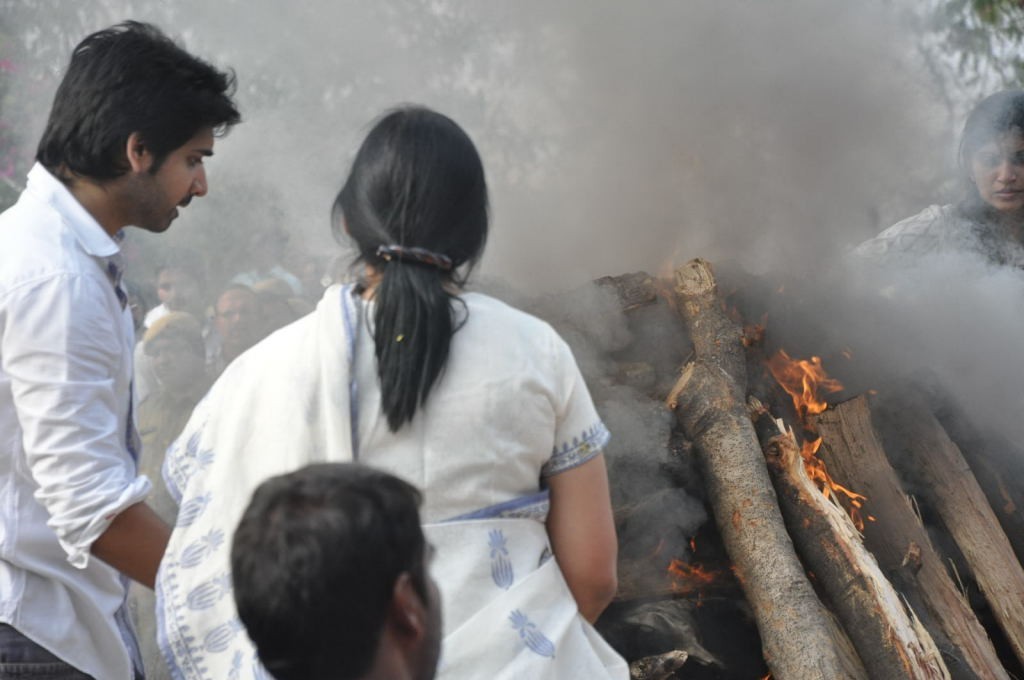 ANR Cremation Photos 02  - 158 / 192 photos