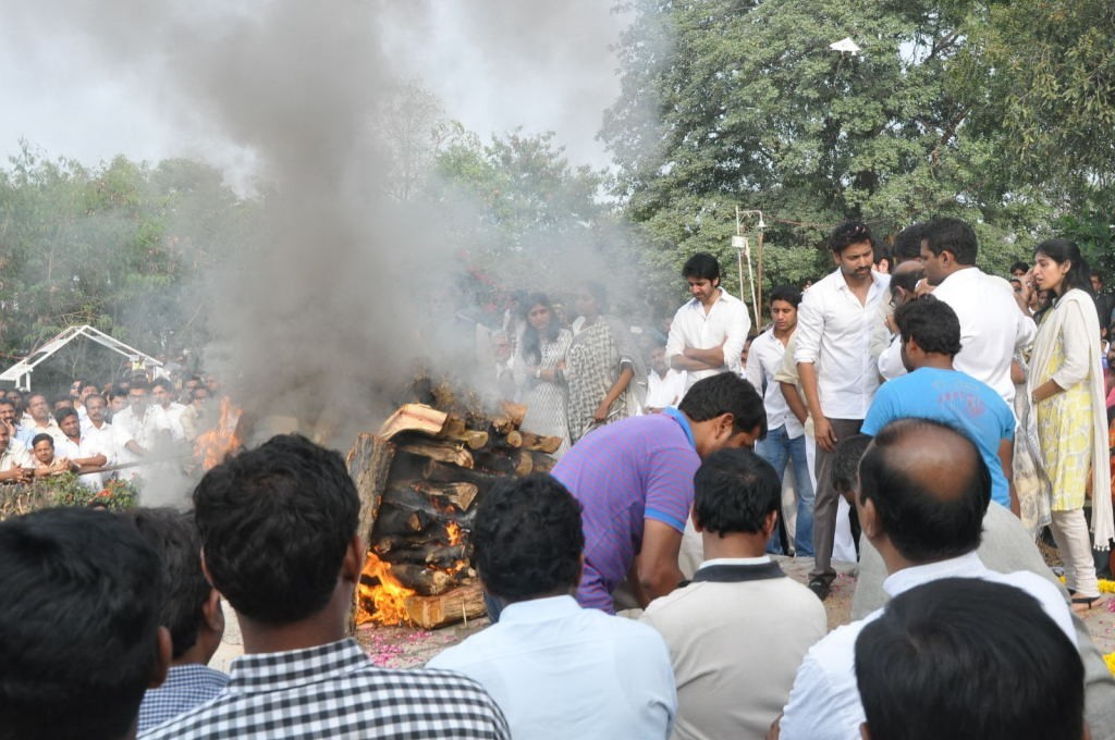 ANR Cremation Photos 02  - 183 / 192 photos