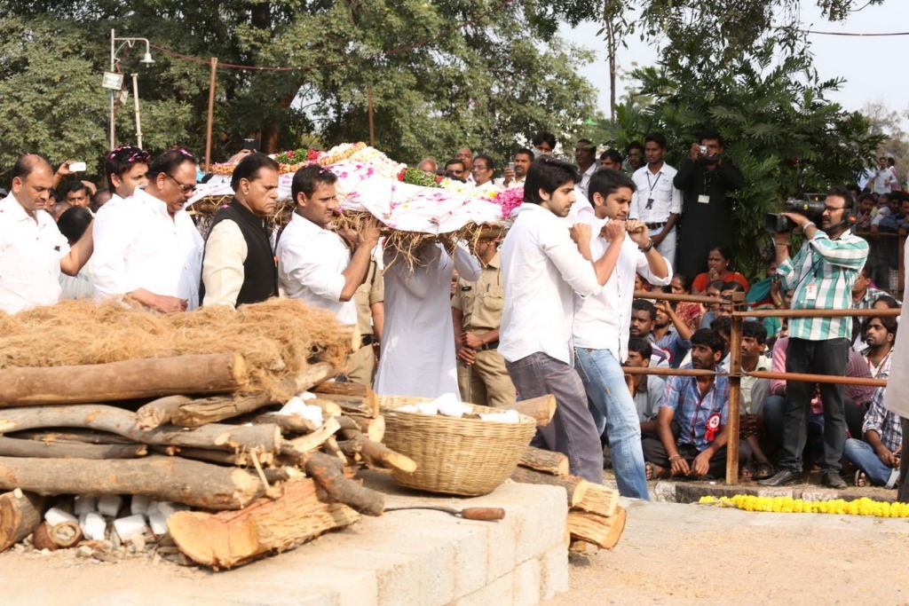 ANR Cremation Photos 01  - 44 / 493 photos