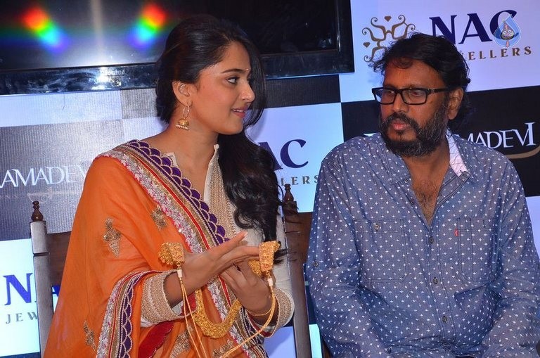 Anushka at NAC Rudhramadevi Jewellery Introduce - 4 / 42 photos