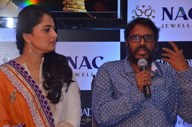 Anushka at NAC Rudhramadevi Jewellery Introduce - 41 / 42 photos