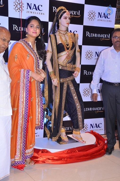 Anushka at NAC Rudhramadevi Jewellery Introduce - 42 / 42 photos