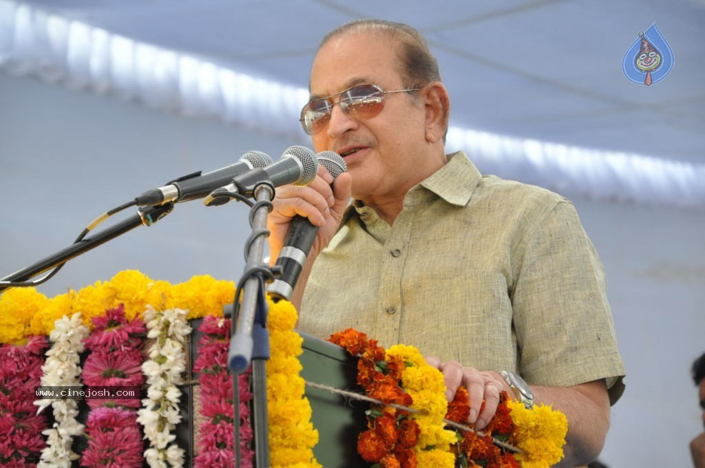 AP Cine Workers Chitrapuri Colony Inauguration - 172 / 290 photos