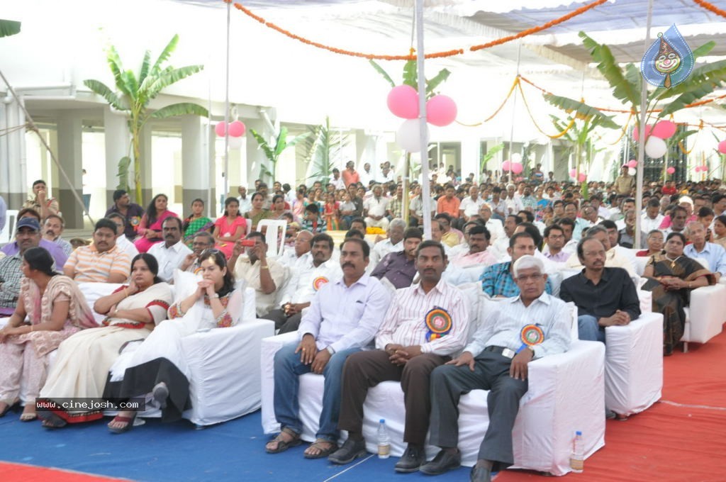 AP Cine Workers Chitrapuri Colony Inauguration - 252 / 290 photos