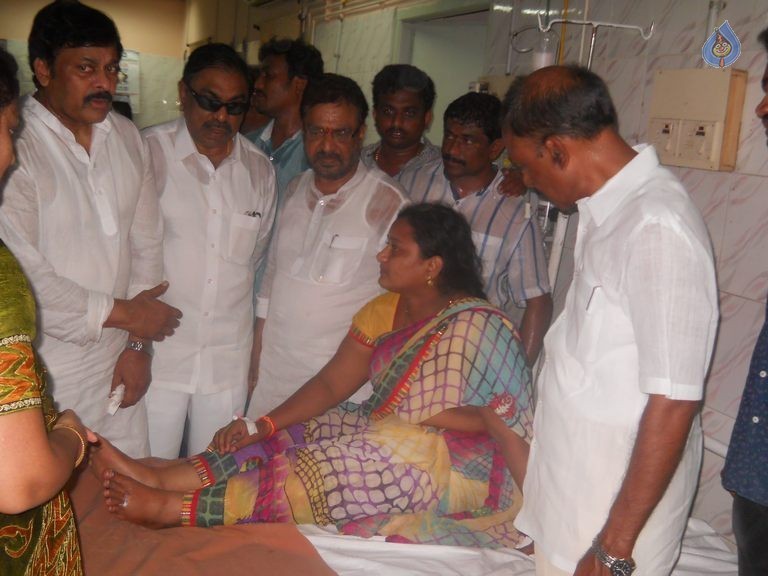 AP Godavari Pushkaralu 2015 Photos - 26 / 74 photos