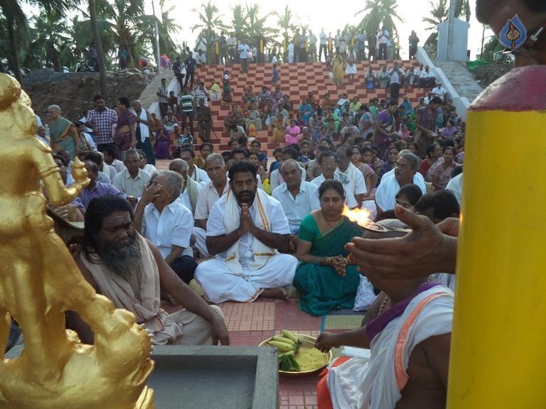 AP Godavari Pushkaralu 2015 Photos - 47 / 74 photos