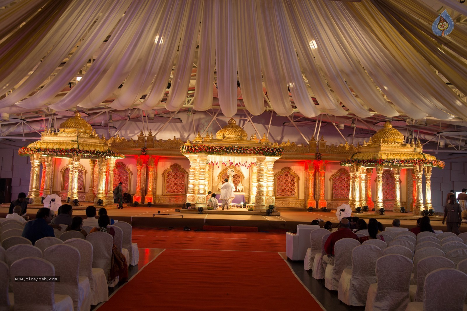 Art Director Chinna Wedding Set Designs - 19 / 59 photos