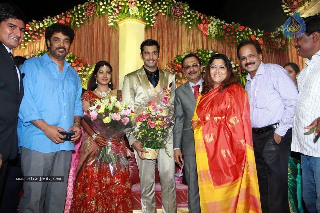 Arulnidhi - Keerthana Wedding Reception Stills - 42 / 46 photos