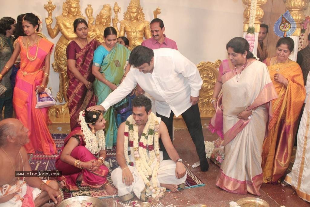 Arun Pandian Daughter Wedding n Reception  - 19 / 152 photos