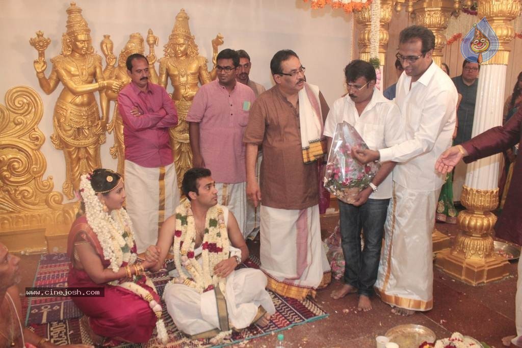 Arun Pandian Daughter Wedding n Reception  - 45 / 152 photos