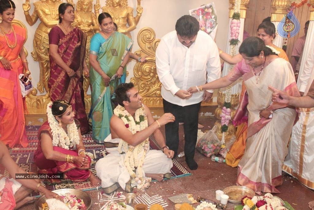 Arun Pandian Daughter Wedding n Reception  - 80 / 152 photos