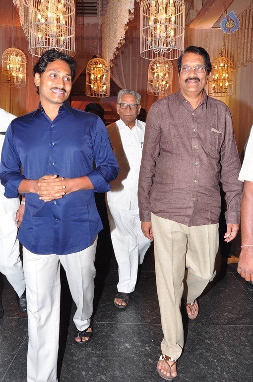 Aswini Dutt Daughter Wedding Reception 1 - 25 / 110 photos
